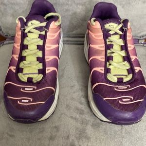 SOLD-NIKE Air Max Plus “Lucky Charms” Girls Size 1Y